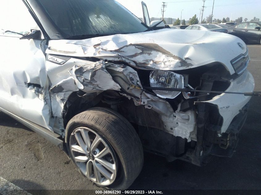 2018 KIA SOUL + - KNDJP3A54J7577621