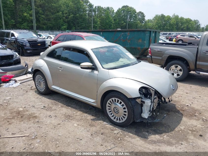 2013 VOLKSWAGEN BEETLE COUPE 2.5L - 3VWJP7AT4DM675674