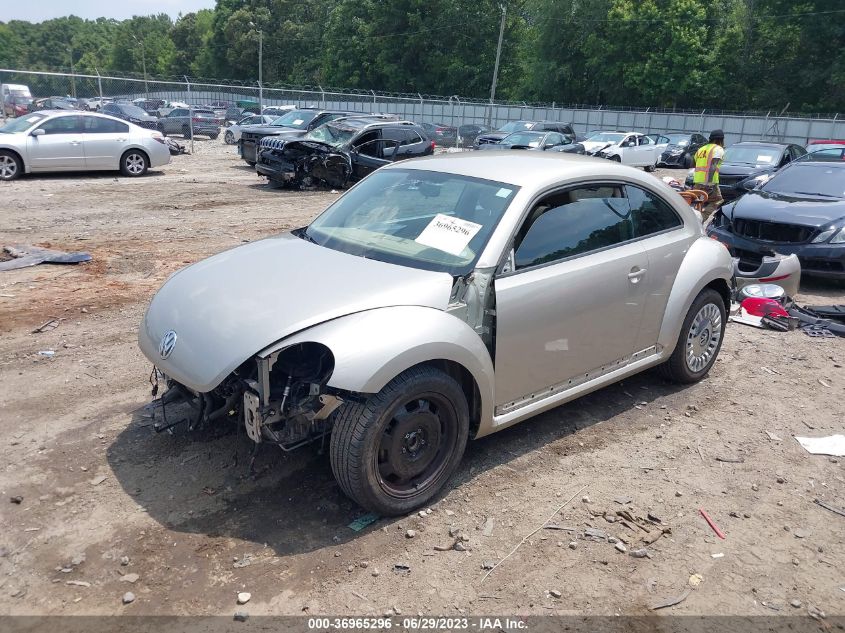 2013 VOLKSWAGEN BEETLE COUPE 2.5L - 3VWJP7AT4DM675674