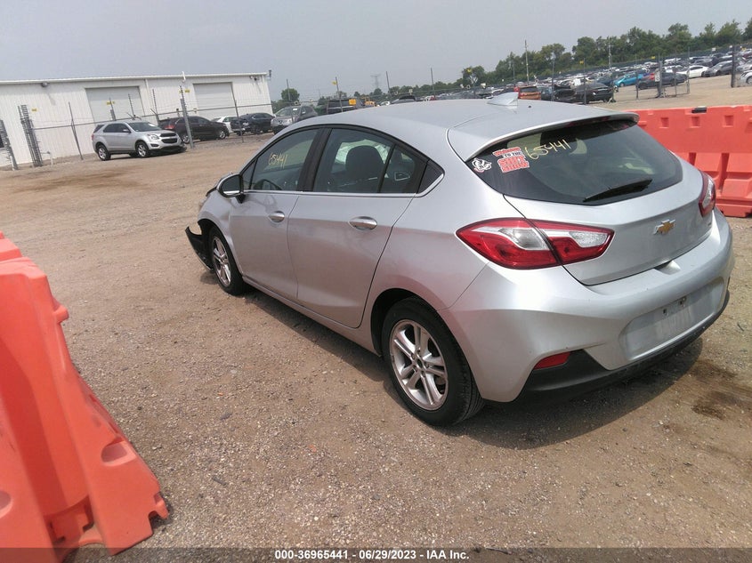 VIN 3G1BE6SM0JS610769 2018 CHEVROLET CRUZE LT