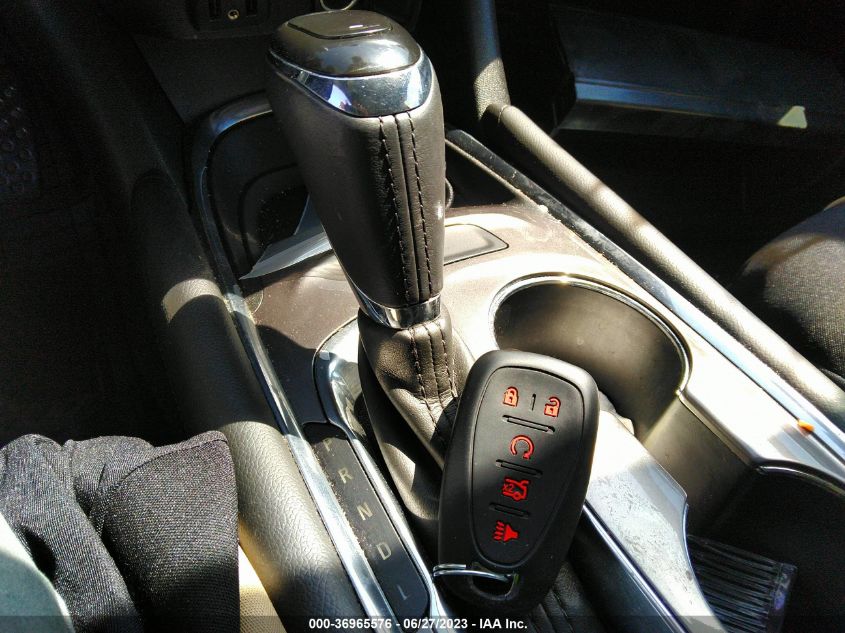 2018 CHEVROLET MALIBU LT - 1G1ZD5ST0JF162640