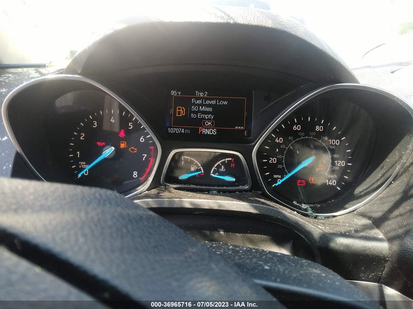 VIN 1FMCU9G98HUE56595 2017 FORD ESCAPE SE
