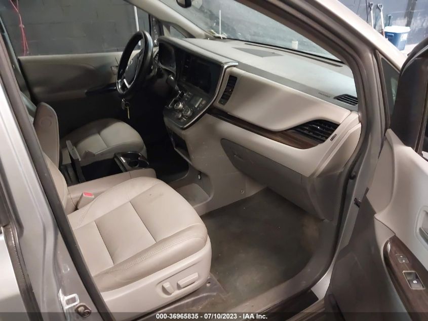 2017 TOYOTA SIENNA XLE AUTO ACCESS - 5TDYZ3DCXHS883788