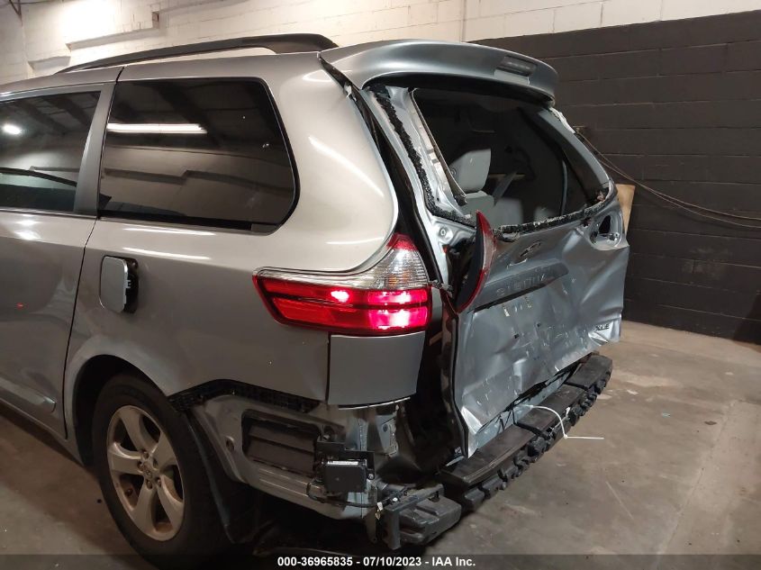 2017 TOYOTA SIENNA XLE AUTO ACCESS - 5TDYZ3DCXHS883788