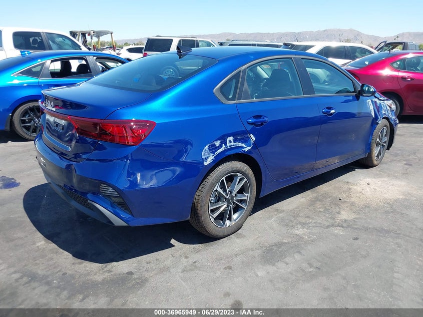 VIN 3KPF24AD9PE623017 2023 KIA FORTE LXS