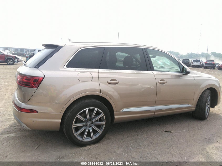 VIN WA1LAAF70KD004009 2019 AUDI Q7 PREMIUM PLUS