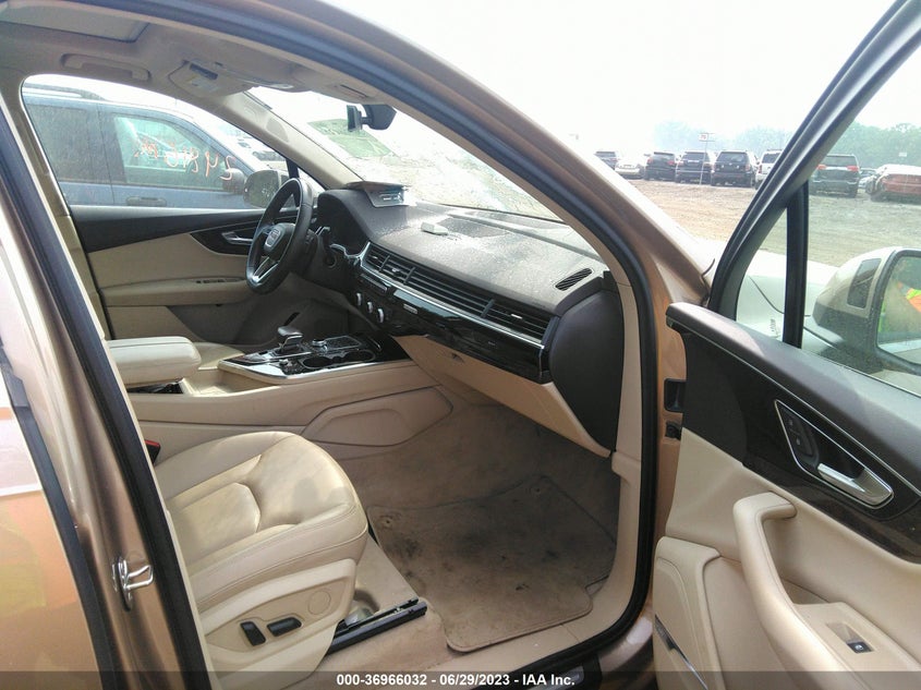VIN WA1LAAF70KD004009 2019 AUDI Q7 PREMIUM PLUS