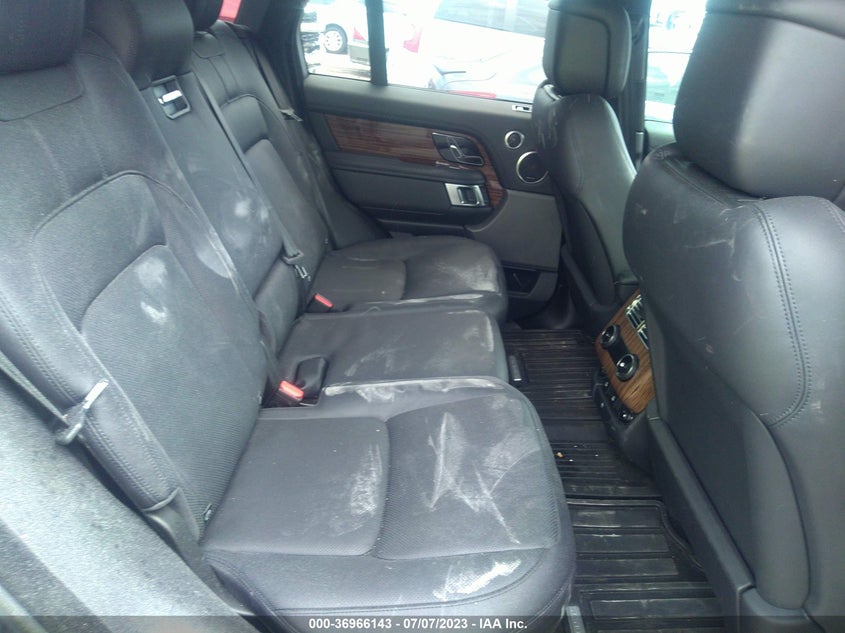 Auction sale of the 2019 LAND ROVER RANGE ROVER , vin: SALGS2SV7KA549343, lot number: 36966143