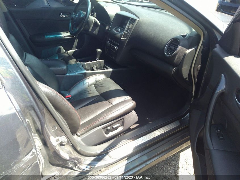 2013 NISSAN MAXIMA 3.5 S - 1N4AA5AP5DC835659