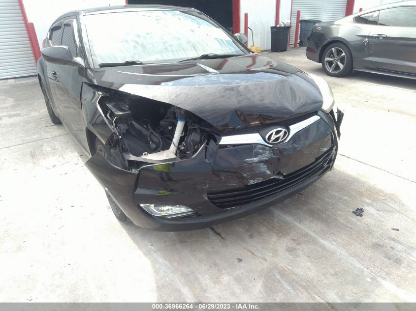 2016 HYUNDAI VELOSTER - KMHTC6ADXGU263619