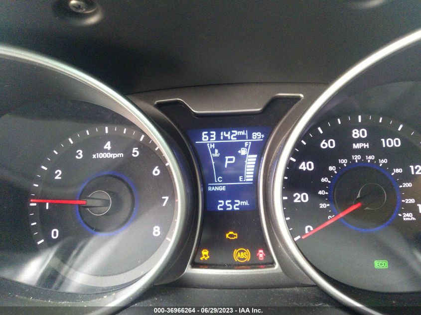 2016 HYUNDAI VELOSTER - KMHTC6ADXGU263619