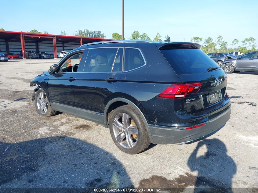 VIN 3VV3B7AX3MM123811 2021 VOLKSWAGEN TIGUAN SE/SE R-LINE BLACK/SEL