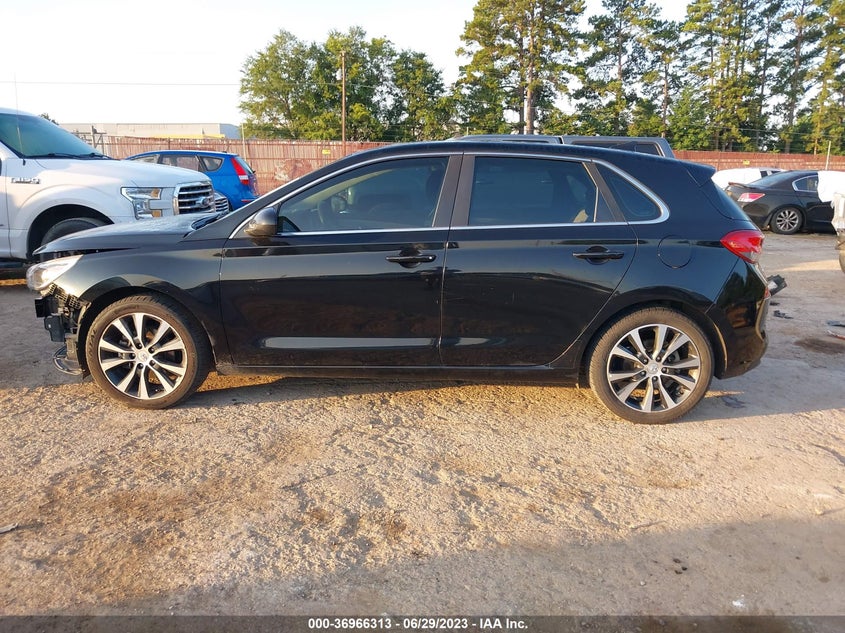 VIN KMHH35LE9JU033034 2018 HYUNDAI ELANTRA GT