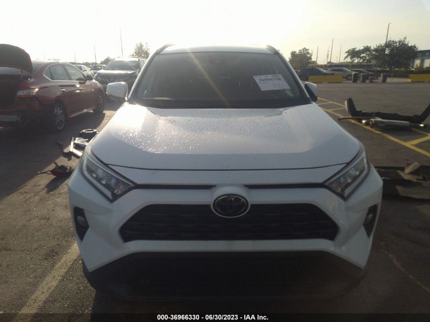 2020 TOYOTA RAV4 XLE - 2T3W1RFV6LW069502