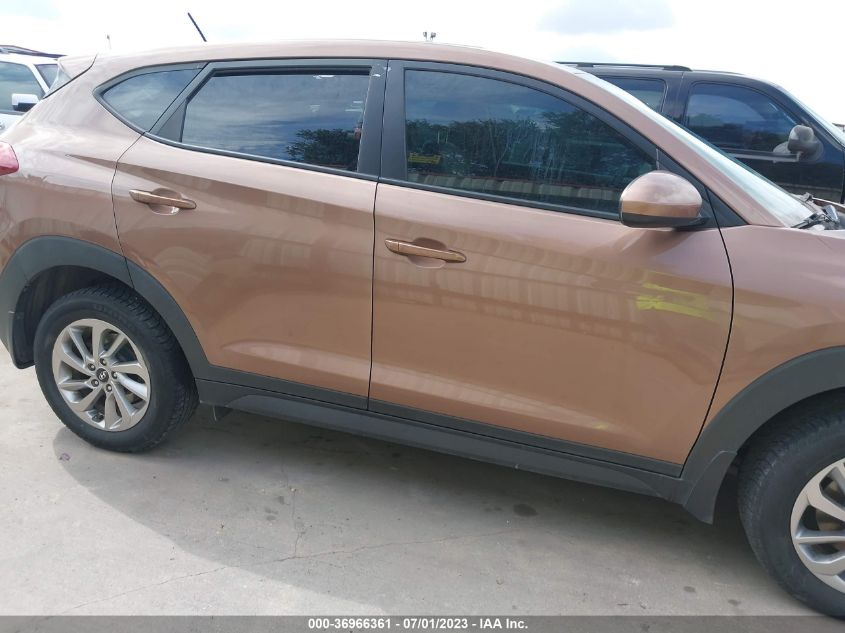 2016 HYUNDAI TUCSON SE - KM8J23A40GU136757
