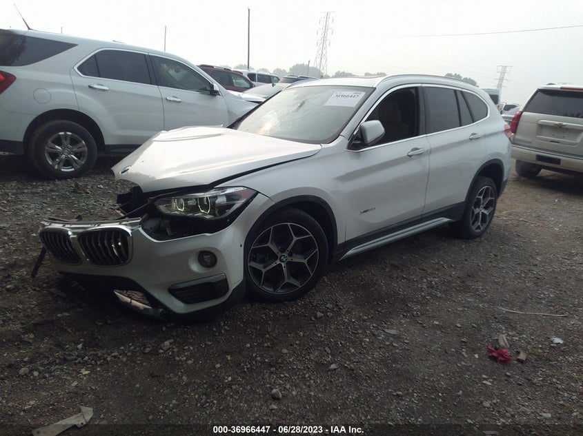 VIN WBXHT3C3XH5F68004 2017 BMW X1 XDRIVE28I