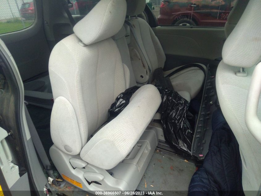 2013 TOYOTA SIENNA LE - 5TDKK3DC1DS303154