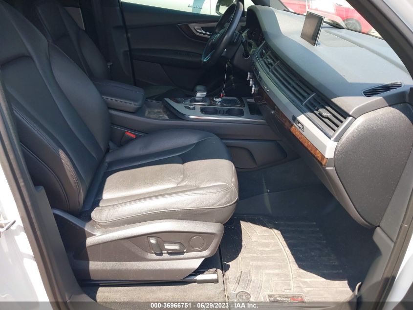 2017 AUDI Q7 PREMIUM PLUS - WA1LHAF77HD051221