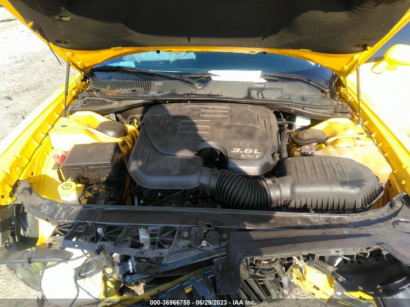 2017 DODGE CHALLENGER SXT - 2C3CDZAG5HH640573