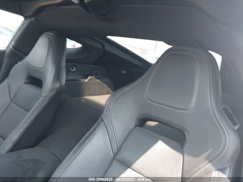 2016 CHEVROLET CORVETTE 1LT - 1G1YB2D71G5117270