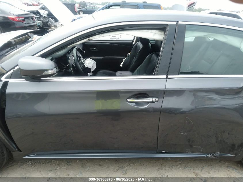 Auction sale of the 2018 TOYOTA AVALON , vin: 4T1BK1EB1JU284084, lot number: 36966973