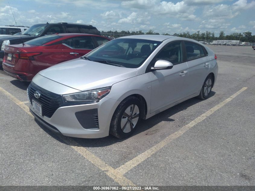 2018 HYUNDAI IONIQ HYBRID BLUE - KMHC65LC8JU076649