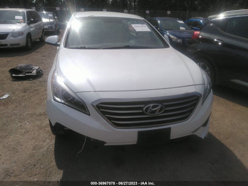 2017 HYUNDAI SONATA SE - 5NPE24AF2HH562586