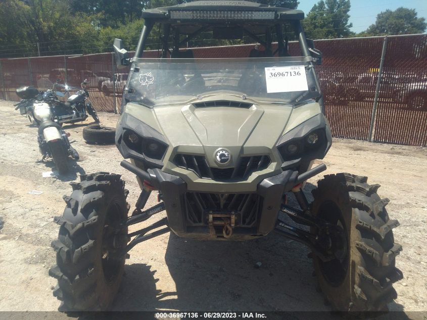 2019 CAN-AM COMMANDER MAX 800R DPS 3JBKBAN26KJ000348