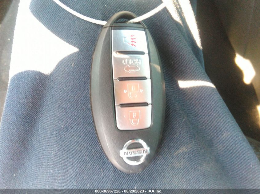 2016 NISSAN SENTRA SR - 3N1AB7AP1GY289282