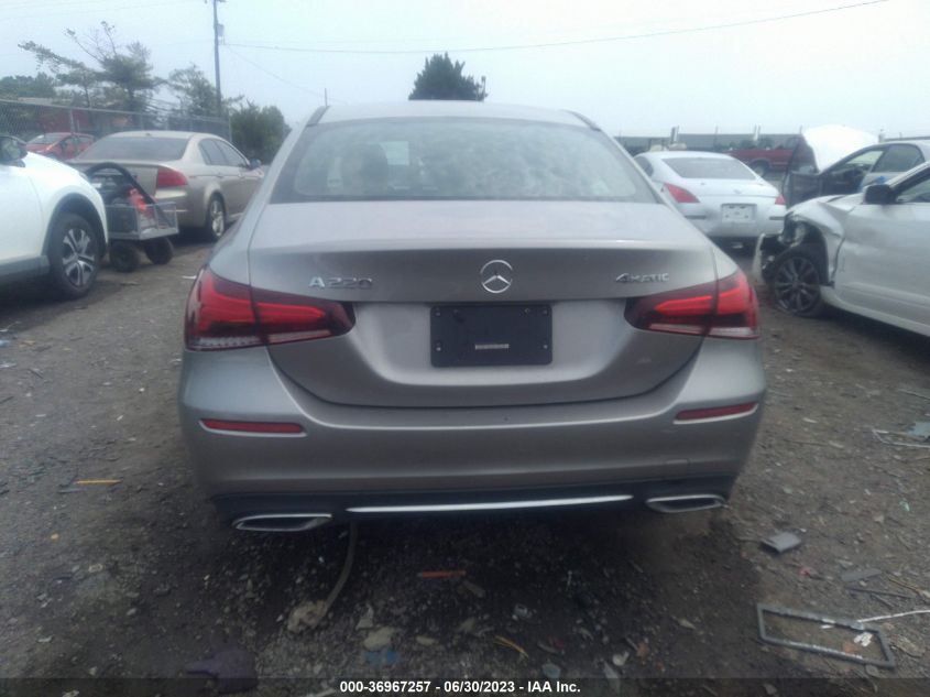 2020 MERCEDES-BENZ A-CLASS A 220 - W1K3G4FB6LJ223155
