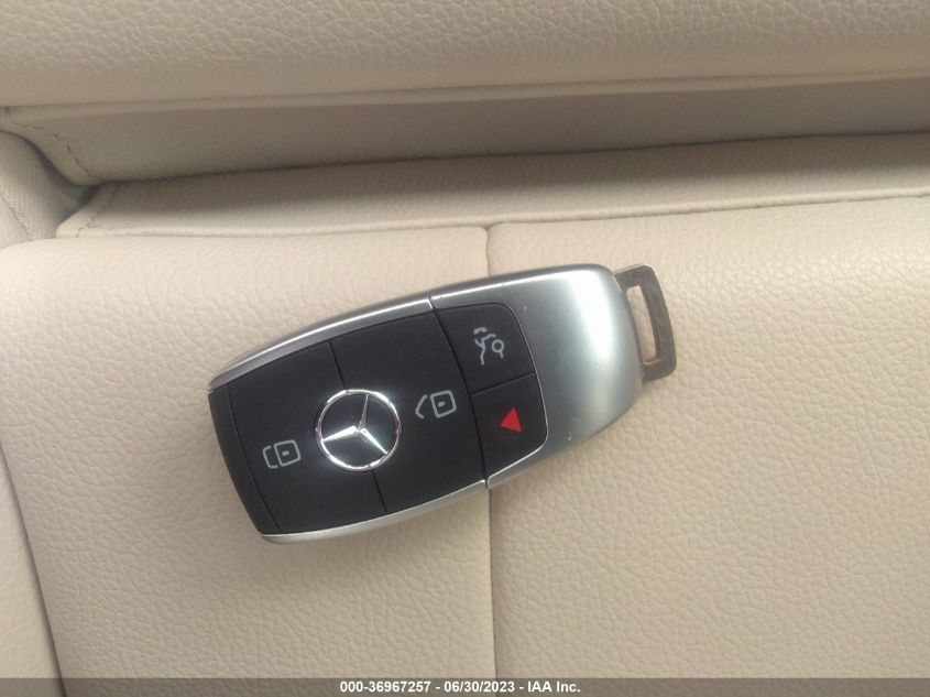 2020 MERCEDES-BENZ A-CLASS A 220 - W1K3G4FB6LJ223155