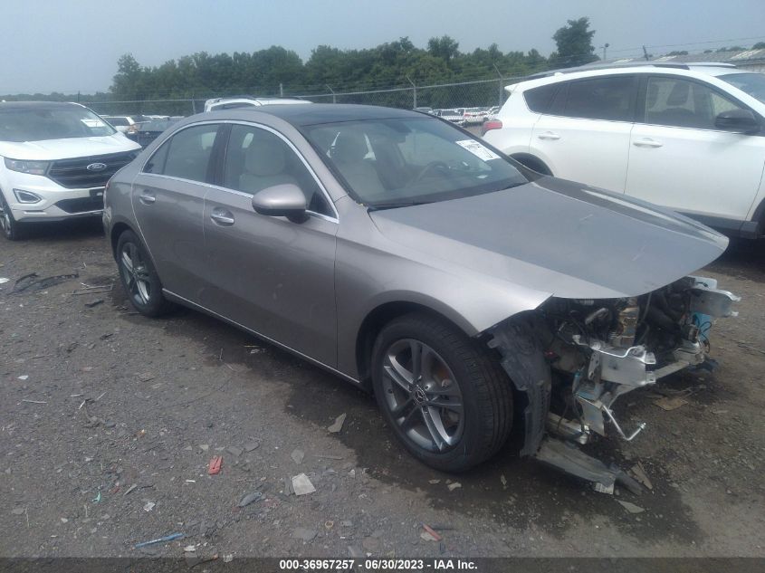 2020 MERCEDES-BENZ A-CLASS A 220 - W1K3G4FB6LJ223155