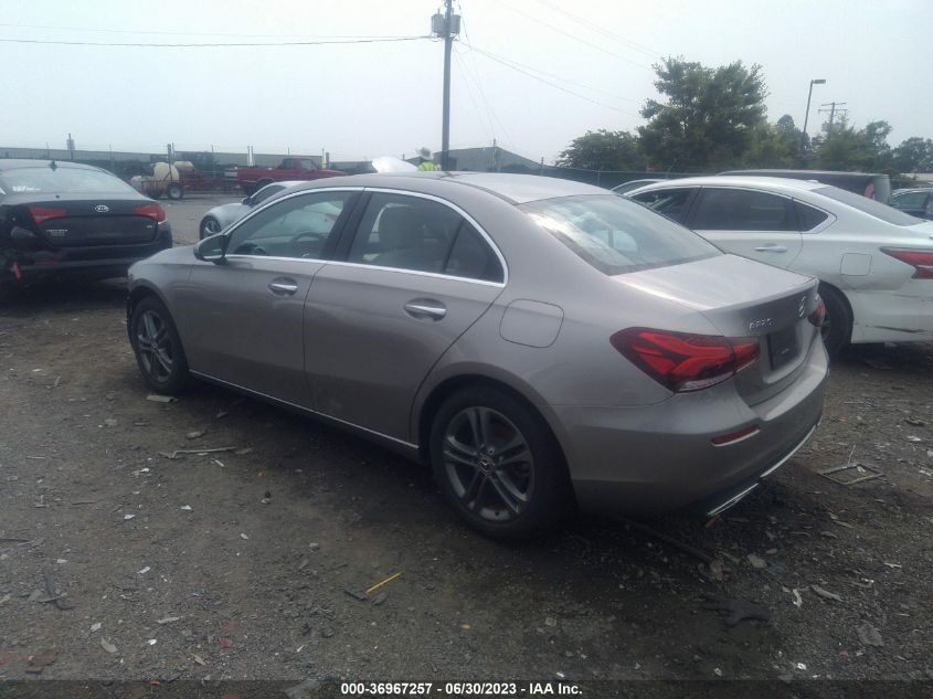 2020 MERCEDES-BENZ A-CLASS A 220 - W1K3G4FB6LJ223155