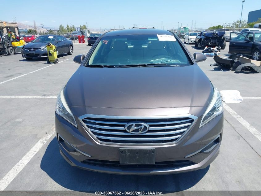 2017 HYUNDAI SONATA SE - 5NPE24AF3HH438987