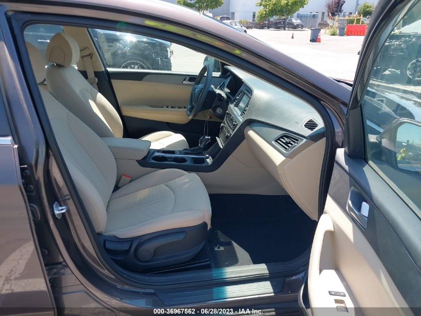 2017 HYUNDAI SONATA SE - 5NPE24AF3HH438987