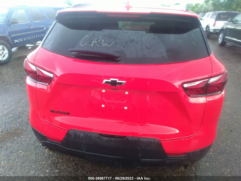 VIN 3GNKBCRS9MS519692 2021 CHEVROLET BLAZER LT