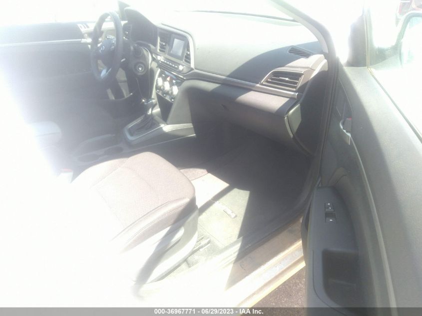 2019 HYUNDAI ELANTRA SE - 5NPD74LF6KH435941