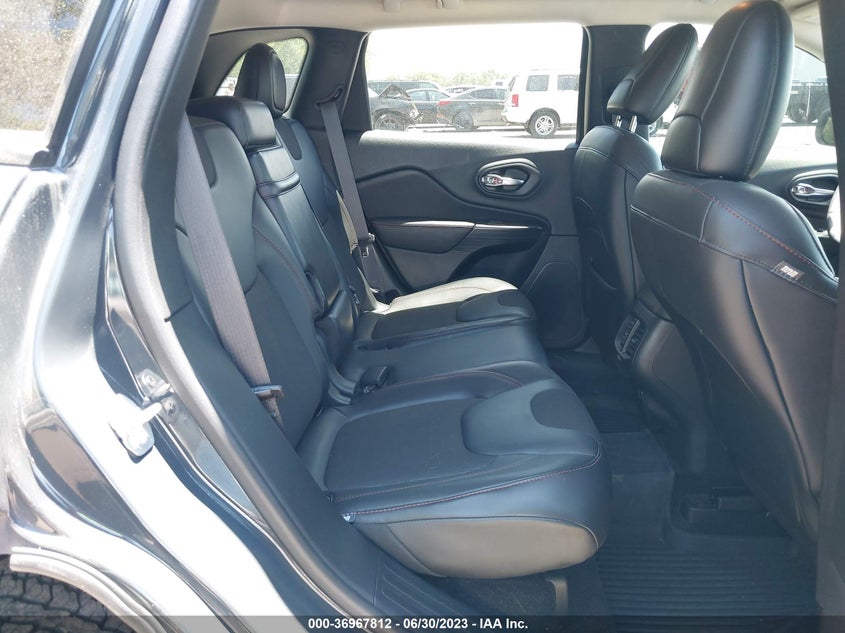 VIN 1C4PJMBS5HW556556 2017 JEEP CHEROKEE TRAILHAWK