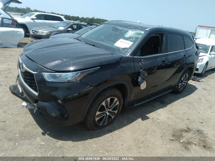 2020 TOYOTA HIGHLANDER XLE - 5TDGZRAH4LS015731