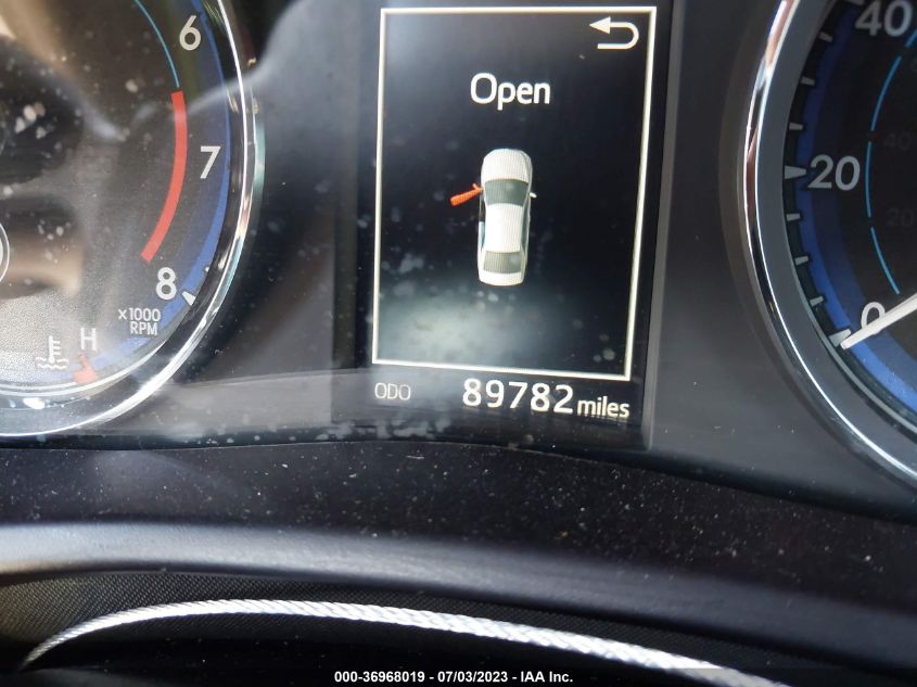 2018 TOYOTA COROLLA L/LE/XLE/SE/XSE - 5YFBURHE0JP835170