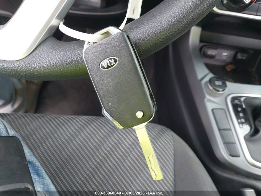 2021 KIA SELTOS LX - KNDEPCAA1M7046007