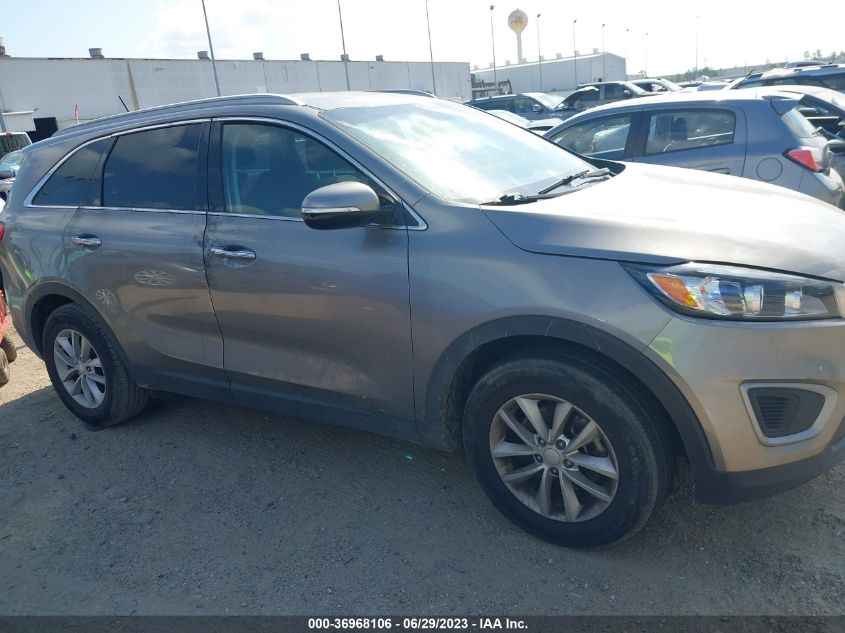 2017 KIA SORENTO LX - 5XYPG4A37HG261903