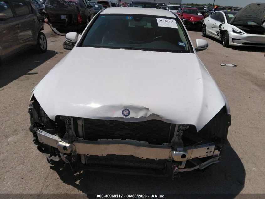 2016 MERCEDES-BENZ C-CLASS C 300 - 55SWF4JB4GU097441