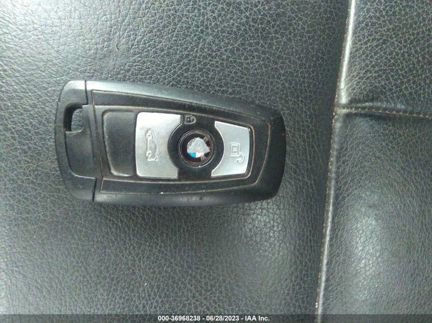 2013 BMW 3 SERIES 328I XDRIVE - WBA3B5G52DNP40564