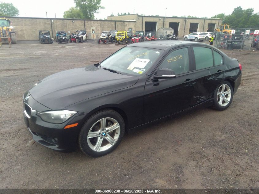 2013 BMW 3 SERIES 328I XDRIVE - WBA3B5G52DNP40564