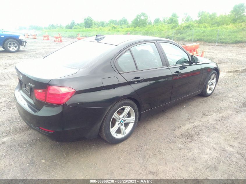 2013 BMW 3 SERIES 328I XDRIVE - WBA3B5G52DNP40564