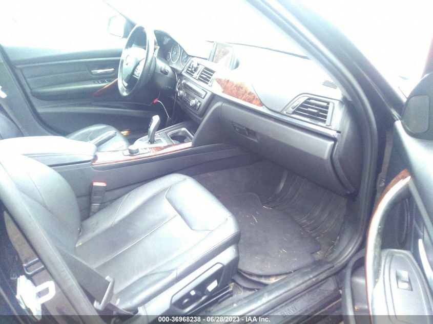 2013 BMW 3 SERIES 328I XDRIVE - WBA3B5G52DNP40564