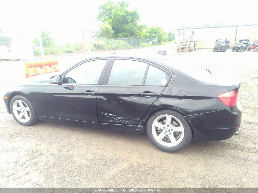 2013 BMW 3 SERIES 328I XDRIVE - WBA3B5G52DNP40564