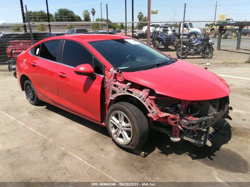 2018 CHEVROLET CRUZE LT - 1G1BE5SM2J7165931