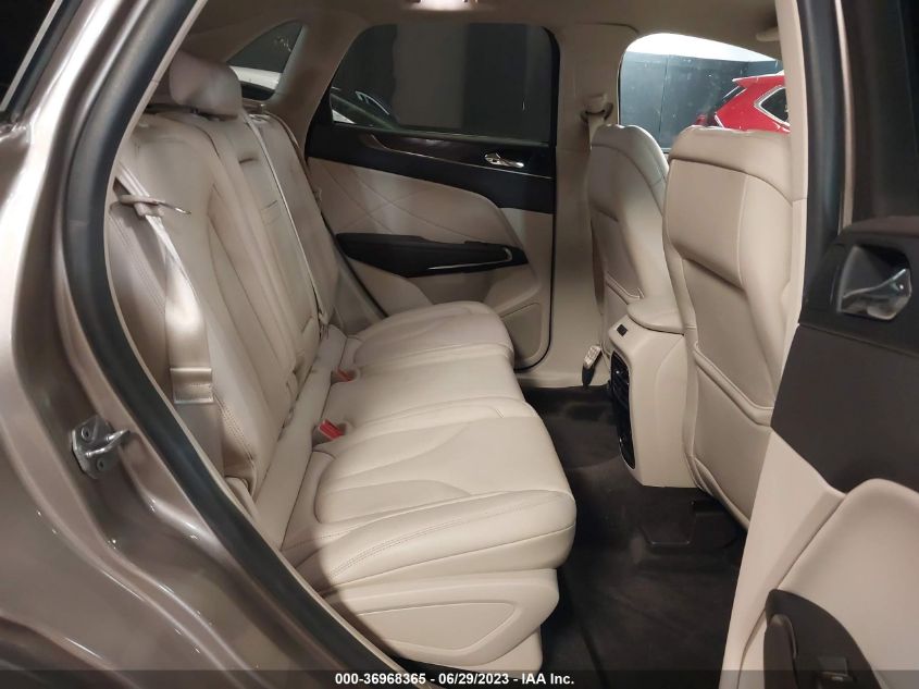 2019 LINCOLN MKC RESERVE - 5LMCJ3D97KUL03382